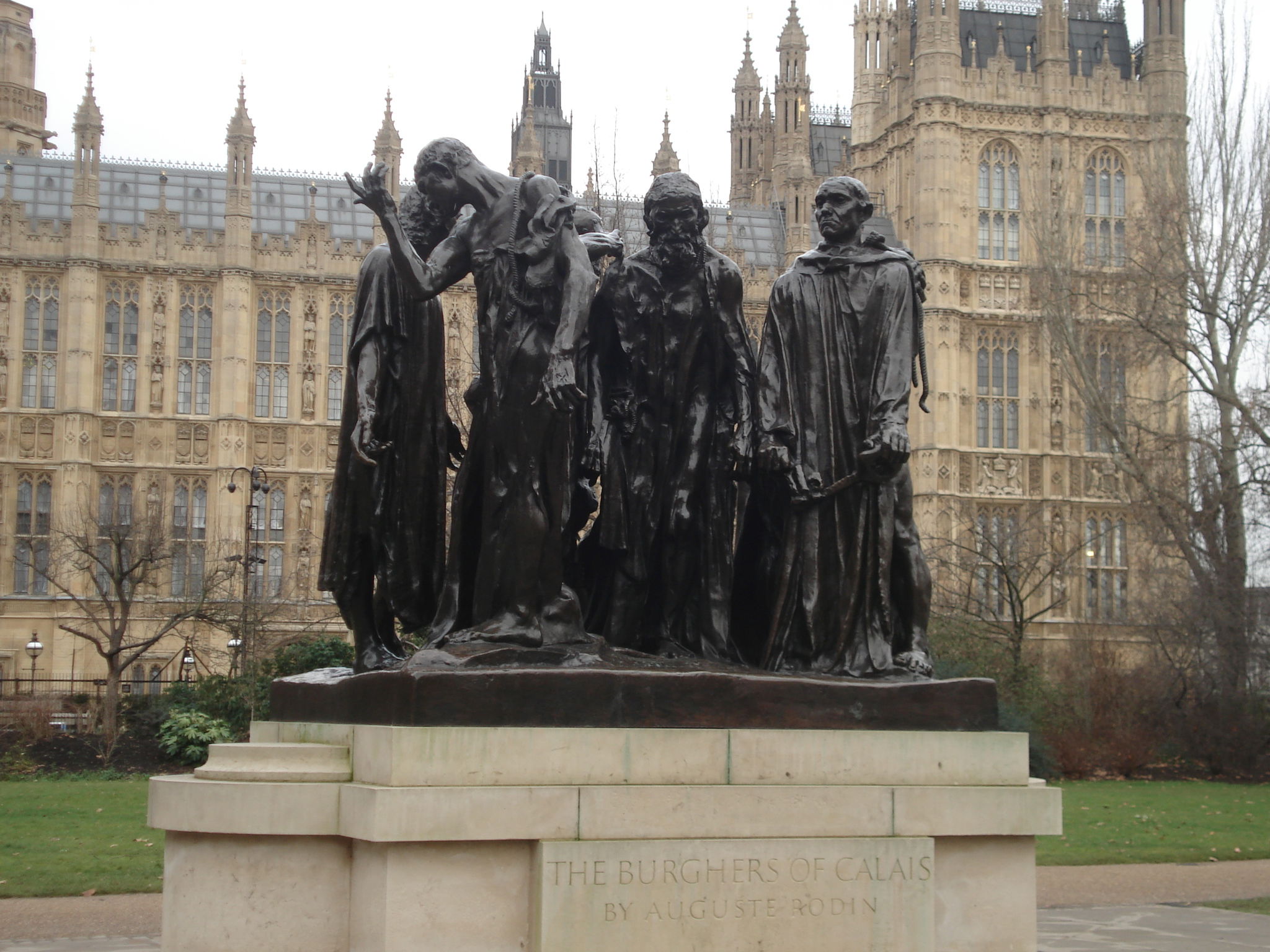 Escultura de Los burgueses de Calais, por maeva sorbier
