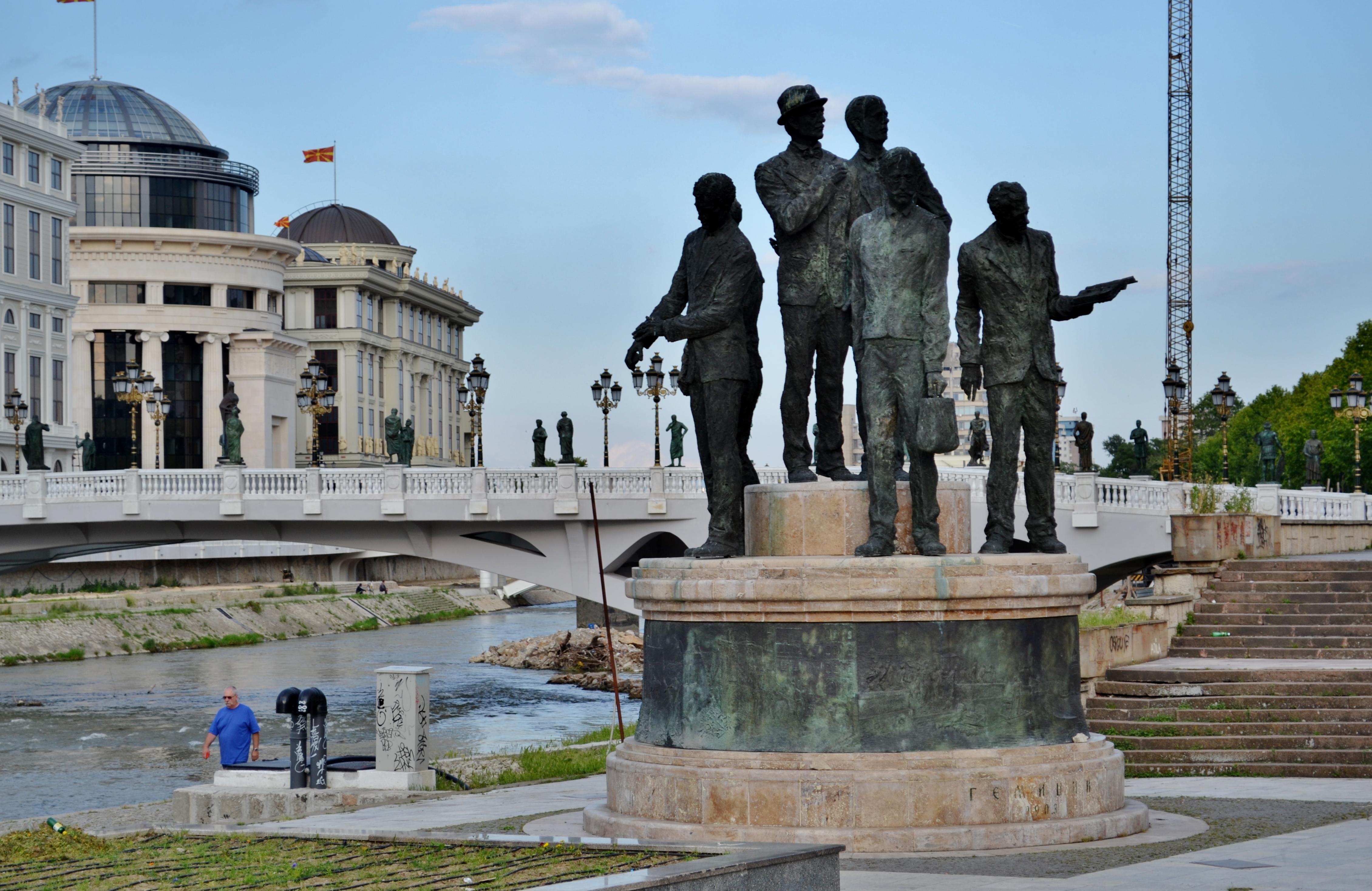 Monumento ai Barcaioli di Salonicco, por Simonetta Di Zanutto