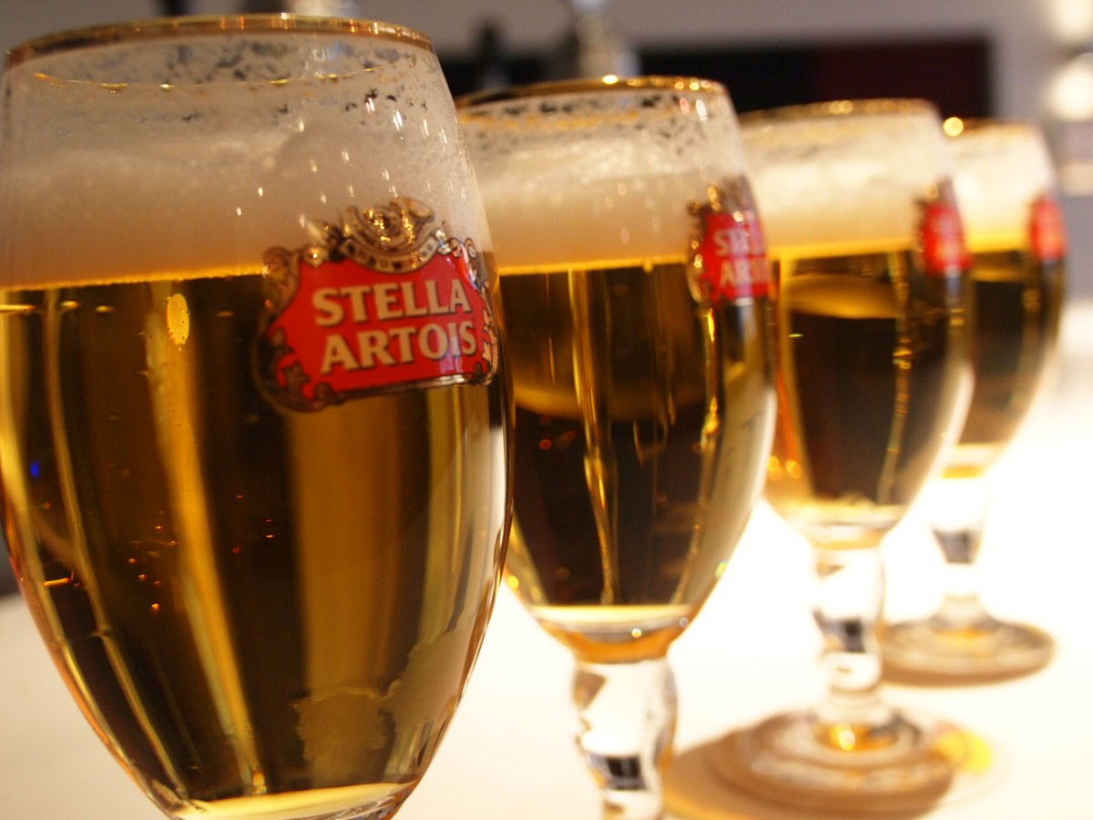 Fábrica de cerveza Stella Artois, por Carlos Olmo